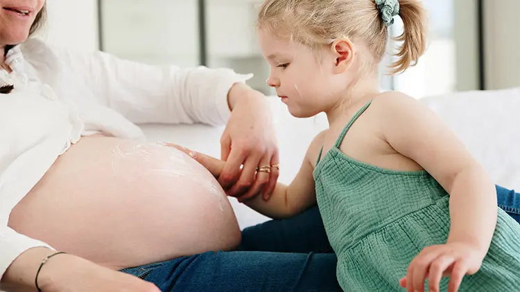 Hamilelikte Çatlak Önleyici Yağlar