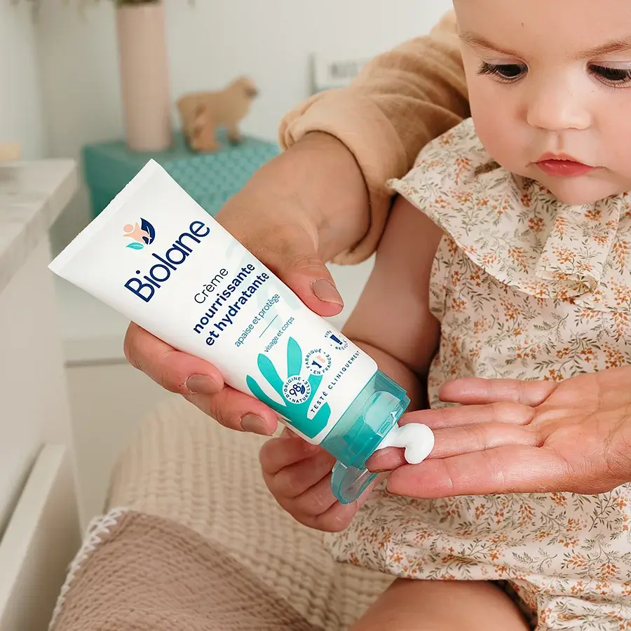 %98 Doğal İçerikli Tahriş Azaltıcı Yenileyici Besleyici ve Nemlendirici Krem (50ml)